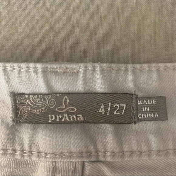 PRANA Kara Slim Leg Low Rise Stretch Jeans Light Grey Style# W4KARA115 Size 4/27 - Picture 3 of 14